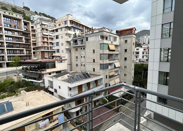 Polonia Sea View Apartamento Sarandë